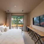 Roome Hotell